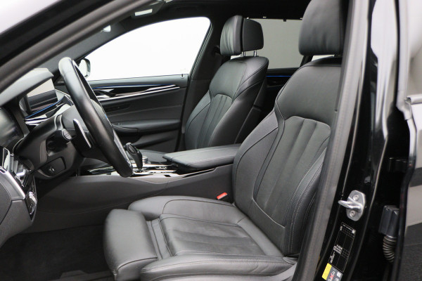 BMW 5 Serie Touring 530e xDrive High Executive M-Sport Leer, Laser, ACC, 360° Camera, H&K, Panoramadak, Head-up, Trekhaak, 18''