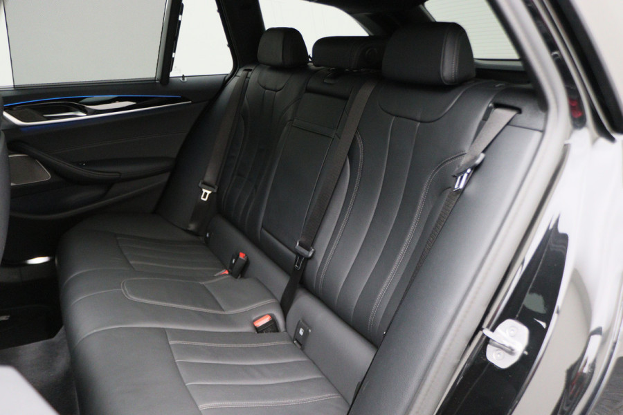 BMW 5 Serie Touring 530e xDrive High Executive M-Sport Leer, Laser, ACC, 360° Camera, H&K, Panoramadak, Head-up, Trekhaak, 18''