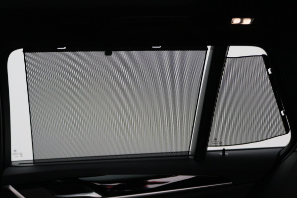BMW 5 Serie Touring 530e xDrive High Executive M-Sport Leer, Laser, ACC, 360° Camera, H&K, Panoramadak, Head-up, Trekhaak, 18''