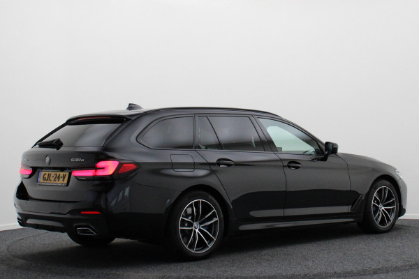 BMW 5 Serie Touring 530e xDrive High Executive M-Sport Leer, Laser, ACC, 360° Camera, H&K, Panoramadak, Head-up, Trekhaak, 18''