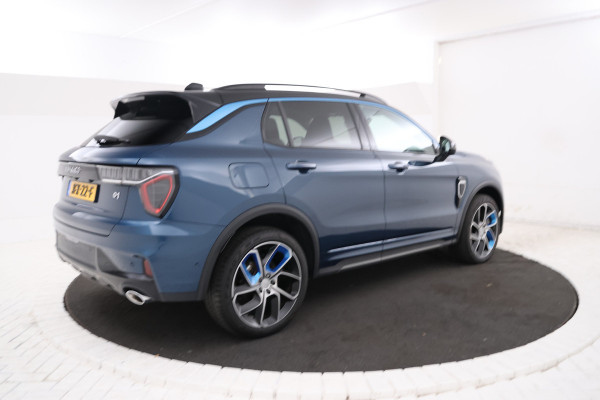 Lynk & Co 01 1.5 360 Camera, Panorama dak, Apple carplay Lynk & Co 01 1.5 360 Camera, Panorama dak, Apple carplay