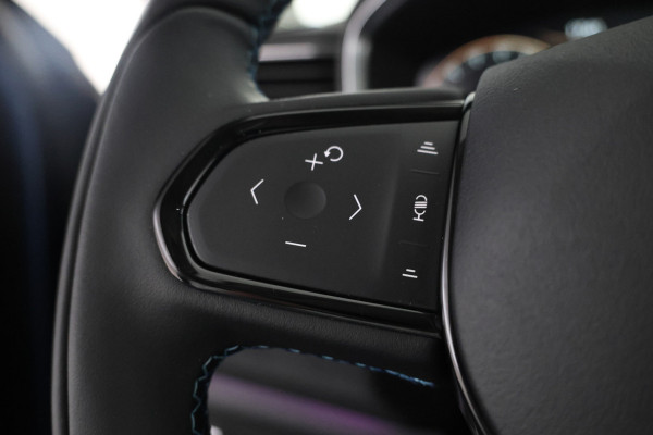 Lynk & Co 01 1.5 360 Camera, Panorama dak, Apple carplay Lynk & Co 01 1.5 360 Camera, Panorama dak, Apple carplay