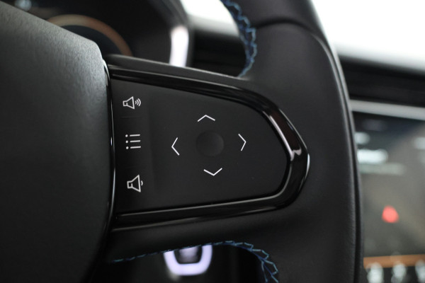 Lynk & Co 01 1.5 360 Camera, Panorama dak, Apple carplay Lynk & Co 01 1.5 360 Camera, Panorama dak, Apple carplay