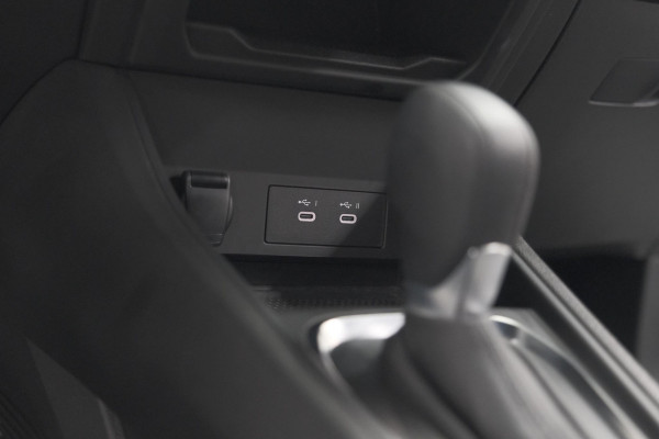 Renault Captur Mild Hybrid 160 EDC Techno | Camera | Navigatie | Apple Carplay | Pack Full Screen