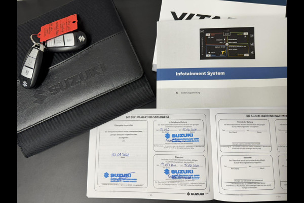 Suzuki Vitara 1.5 Hybrid Style Automaat Adaptive cruise Climate control Full LED Panoramadak Achteruitrijcamera Apple / Android