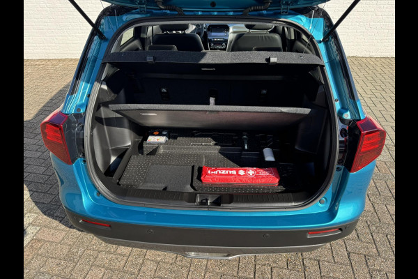 Suzuki Vitara 1.5 Hybrid Style Automaat Adaptive cruise Climate control Full LED Panoramadak Achteruitrijcamera Apple / Android