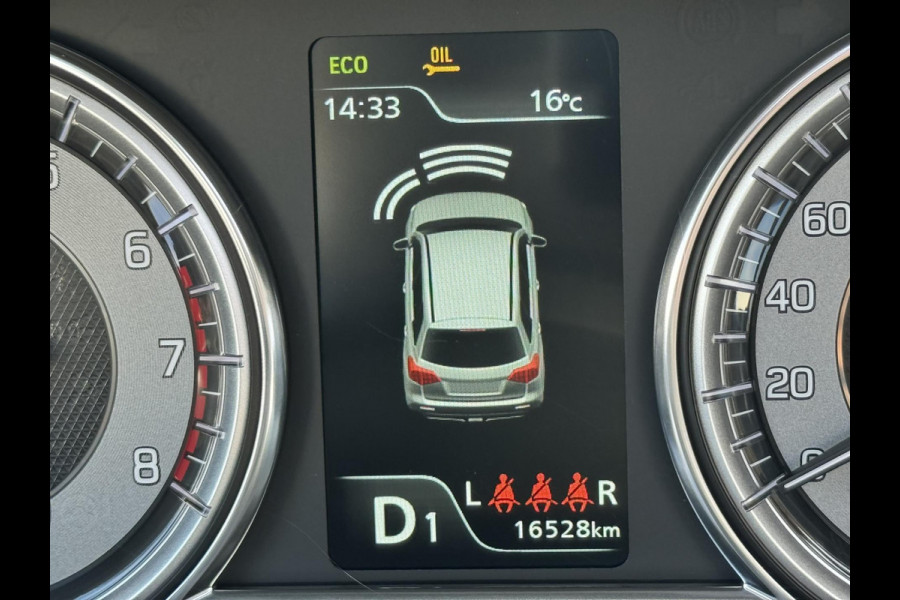 Suzuki Vitara 1.5 Hybrid Style Automaat Adaptive cruise Climate control Full LED Panoramadak Achteruitrijcamera Apple / Android