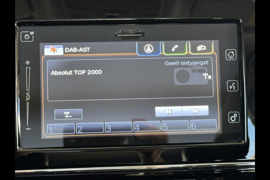 Suzuki Vitara 1.5 Hybrid Style Automaat Adaptive cruise Climate control Full LED Panoramadak Achteruitrijcamera Apple / Android
