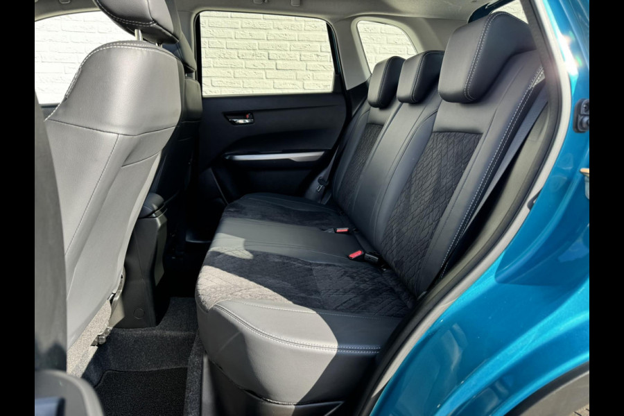 Suzuki Vitara 1.5 Hybrid Style Automaat Adaptive cruise Climate control Full LED Panoramadak Achteruitrijcamera Apple / Android