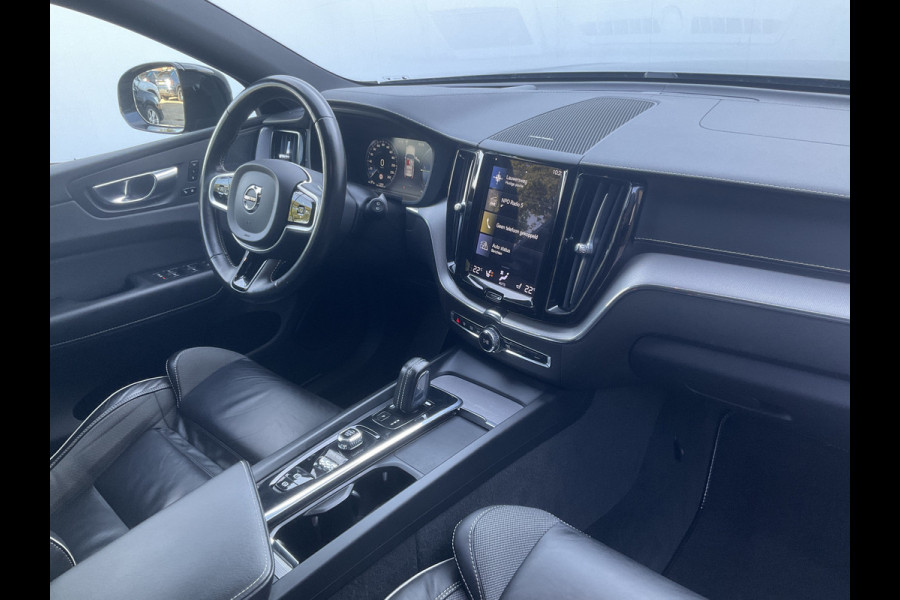 Volvo XC60 2.0 Recharge T6 AWD R-Design HUD HK Pano.dak BLIS Vol opties Inscription PHEV Plug-in