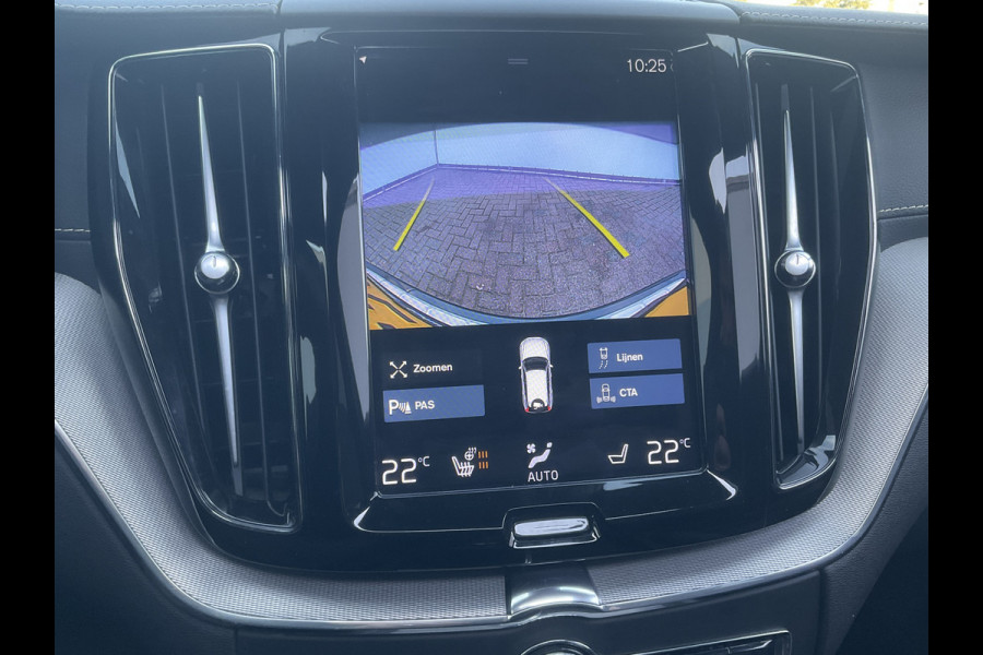Volvo XC60 2.0 Recharge T6 AWD R-Design HUD HK Pano.dak BLIS Vol opties Inscription PHEV Plug-in