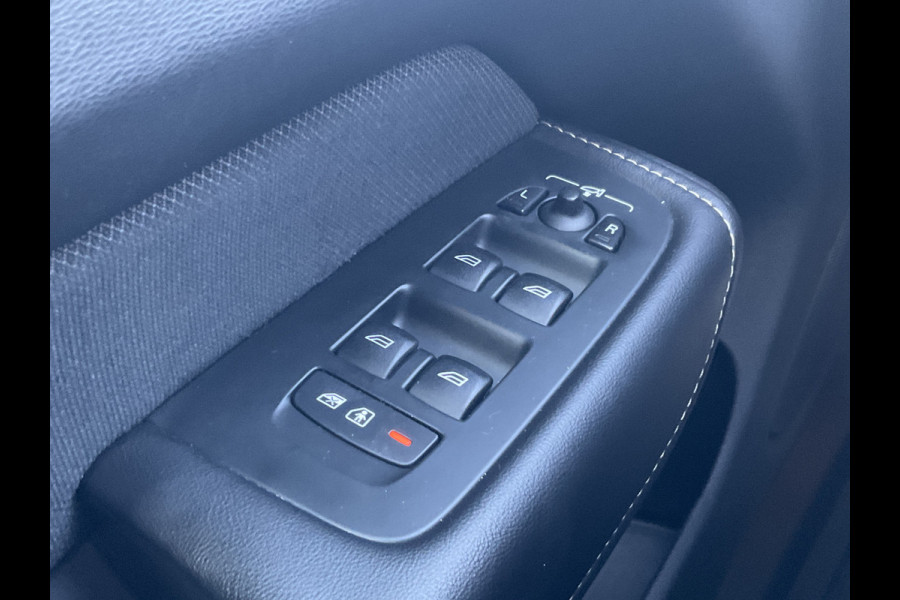 Volvo XC60 2.0 Recharge T6 AWD R-Design HUD HK Pano.dak BLIS Vol opties Inscription PHEV Plug-in