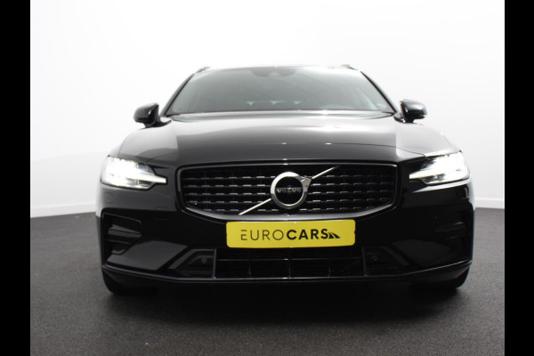 Volvo V60 2.0 B4 R-Design Navigatie Climate control Cruise control adaptive Parkeersensoren Achteruitrijcamera Keyless Navigatie Apple Carplay/ Android Auto