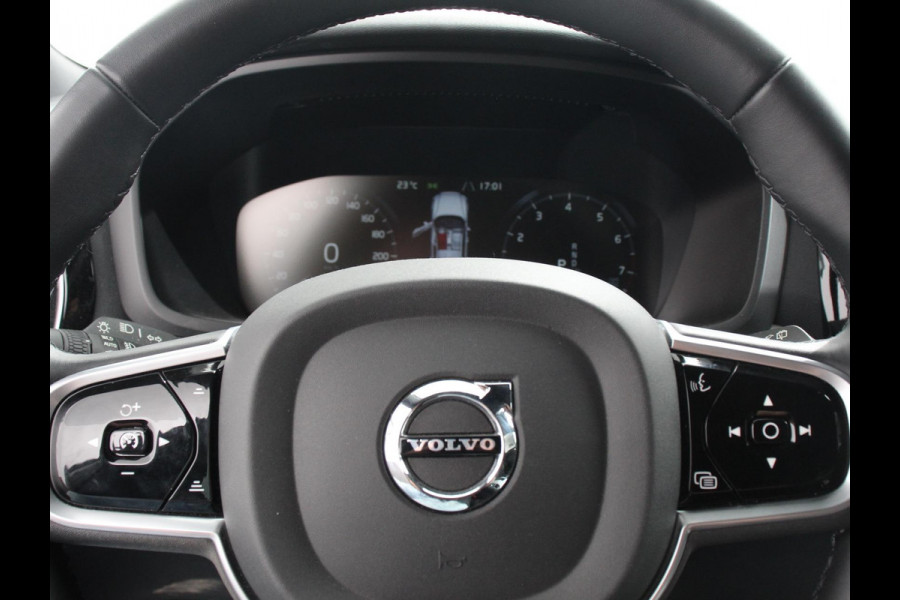 Volvo V60 2.0 B4 R-Design Navigatie Climate control Cruise control adaptive Parkeersensoren Achteruitrijcamera Keyless Navigatie Apple Carplay/ Android Auto