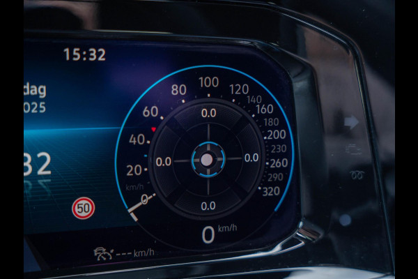 Volkswagen Golf 2.0 TSI R-line / 190pk! / Pano / IQ / Black style / H&K / Keyless / 5jr garantie / Stoel+Stuurverwarming / DAB+