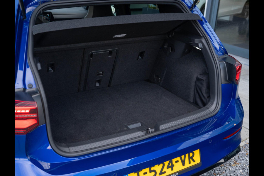 Volkswagen Golf 2.0 TSI R-line / 190pk! / Pano / IQ / Black style / H&K / Keyless / 5jr garantie / Stoel+Stuurverwarming / DAB+