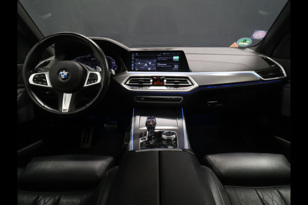 BMW X5 xDrive45e High Executive M Sport [SCHUIFKANTELDAK, TREKHAAK INKLAPBAAR, APPLE CARPLAY, ANDROID, MEMORY SEATS, 360 CAMERA, HEAD-UP, VOL LEDER, STOELVERKOELING, STOELVERWARMING, NIEUWSTAAT]