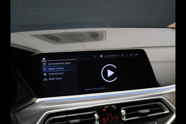 BMW X5 xDrive45e High Executive M Sport [SCHUIFKANTELDAK, TREKHAAK INKLAPBAAR, APPLE CARPLAY, ANDROID, MEMORY SEATS, 360 CAMERA, HEAD-UP, VOL LEDER, STOELVERKOELING, STOELVERWARMING, NIEUWSTAAT]