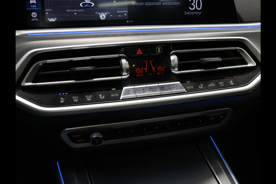 BMW X5 xDrive45e High Executive M Sport [SCHUIFKANTELDAK, TREKHAAK INKLAPBAAR, APPLE CARPLAY, ANDROID, MEMORY SEATS, 360 CAMERA, HEAD-UP, VOL LEDER, STOELVERKOELING, STOELVERWARMING, NIEUWSTAAT]