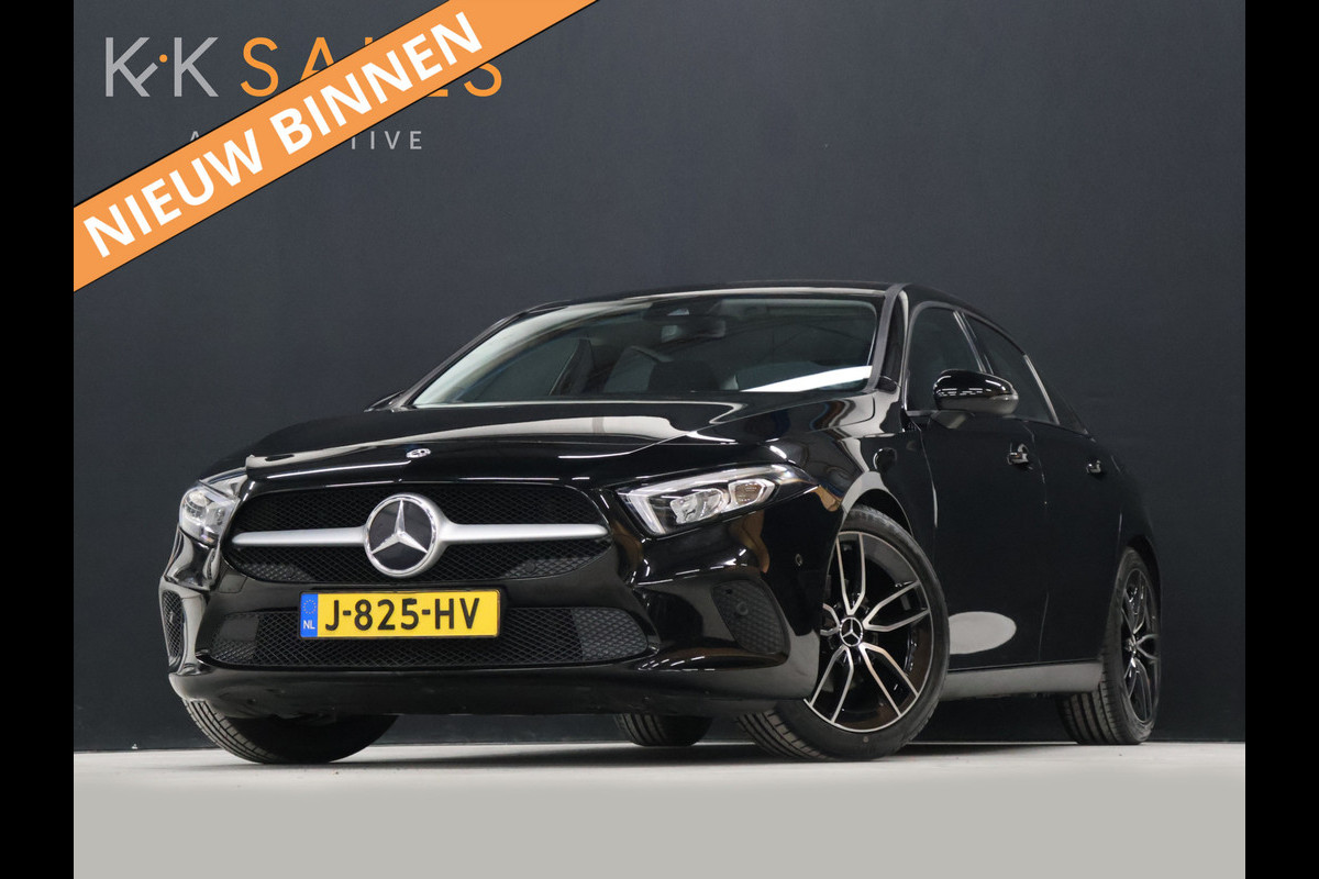 Mercedes-Benz A-Klasse 180 Luxury Line [CAMERA, STOELVERWARMING, PDC V+A, BLUETOOTH, CLIMATE CONTROL, CRUISE CONTROL, NIEUWSTAAT]