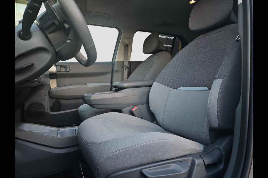 Kia EV3 Plus 58.3 kWh | All-Season Banden | 19-Inch Velgen | Adapt. Cruise | Stoel- en Stuurverwarming | Draadloos Carplay/Android Auto |