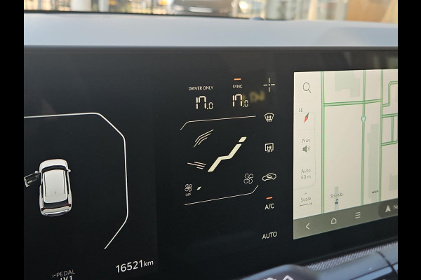 Kia EV3 Plus 58.3 kWh | All-Season Banden | 19-Inch Velgen | Adapt. Cruise | Stoel- en Stuurverwarming | Draadloos Carplay/Android Auto |