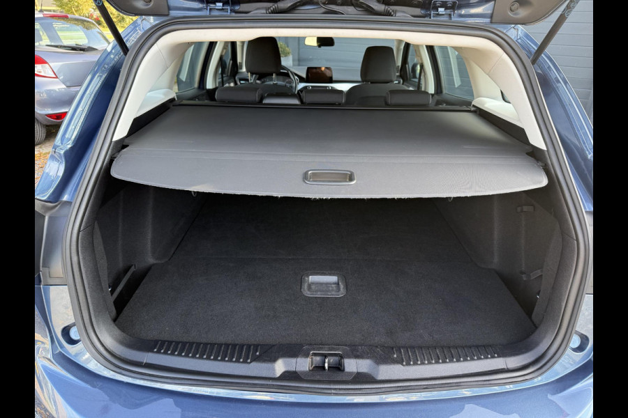 Ford FOCUS Wagon 1.0 EcoBoost Trend Edition Business 2e Eigenaar,Dealer Onderhouden,Navi,Clima,Cruise,Lm velgen,6 Bak,Pdc V+A,102pk,N.A.P,Apk tot 03-2027