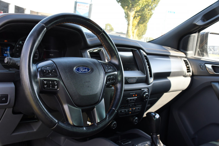 Ford Ranger 3.2 TDCi Wildtrak Supercab Camera, Adaptieve Cruise, 3500kg Trekhaak, Carplay, Automaat, 4x4, Multimedia, Uniek!