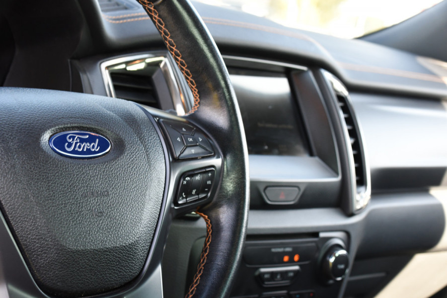 Ford Ranger 3.2 TDCi Wildtrak Supercab Camera, Adaptieve Cruise, 3500kg Trekhaak, Carplay, Automaat, 4x4, Multimedia, Uniek!