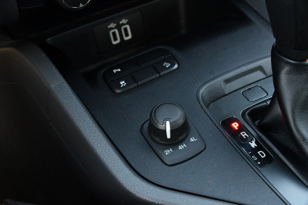 Ford Ranger 3.2 TDCi Wildtrak Supercab Camera, Adaptieve Cruise, 3500kg Trekhaak, Carplay, Automaat, 4x4, Multimedia, Uniek!