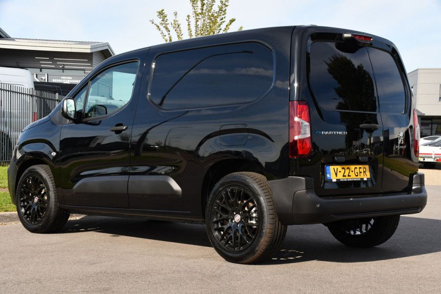Peugeot e-Partner 136 L1 50 kWh Black Edition Camera, Cruise, Carplay, Stoelverwarming, 136pk, Multimedia, BOM VOL!