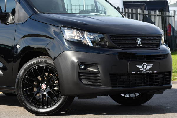 Peugeot e-Partner 136 L1 50 kWh Black Edition Camera, Cruise, Carplay, Stoelverwarming, 136pk, Multimedia, BOM VOL!