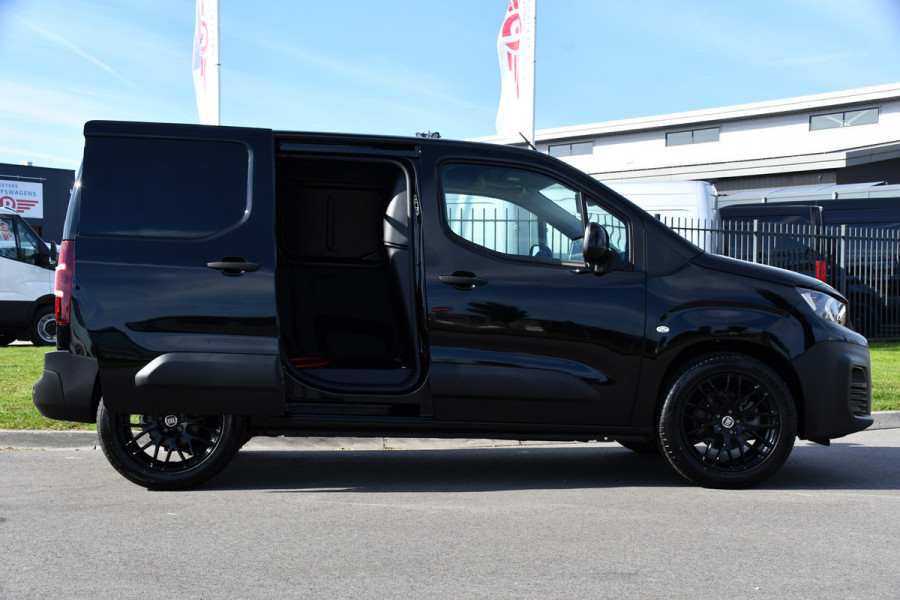 Peugeot e-Partner 136 L1 50 kWh Black Edition Camera, Cruise, Carplay, Stoelverwarming, 136pk, Multimedia, BOM VOL!
