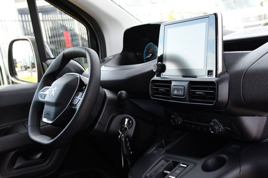 Peugeot e-Partner 136 L1 50 kWh Black Edition Camera, Cruise, Carplay, Stoelverwarming, 136pk, Multimedia, BOM VOL!