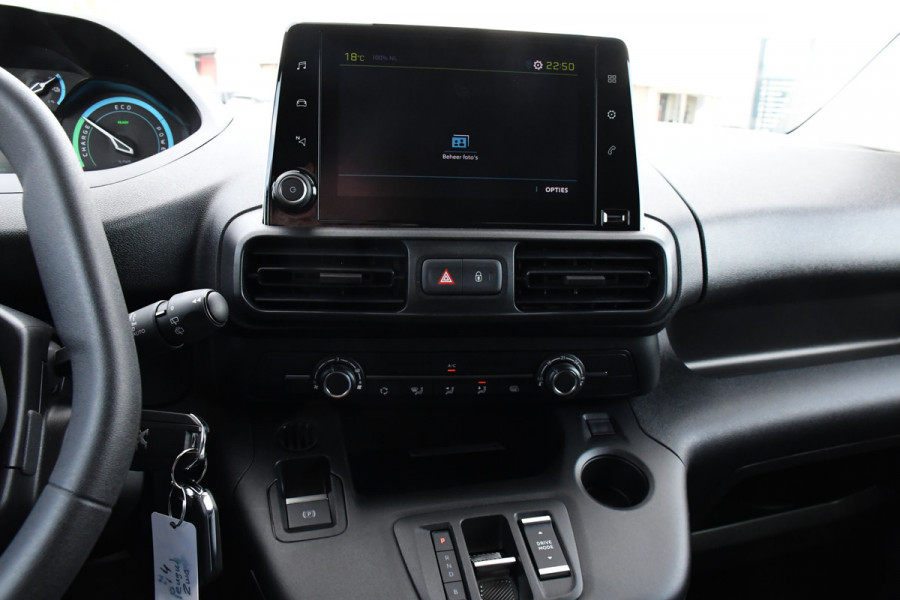 Peugeot e-Partner 136 L1 50 kWh Black Edition Camera, Cruise, Carplay, Stoelverwarming, 136pk, Multimedia, BOM VOL!
