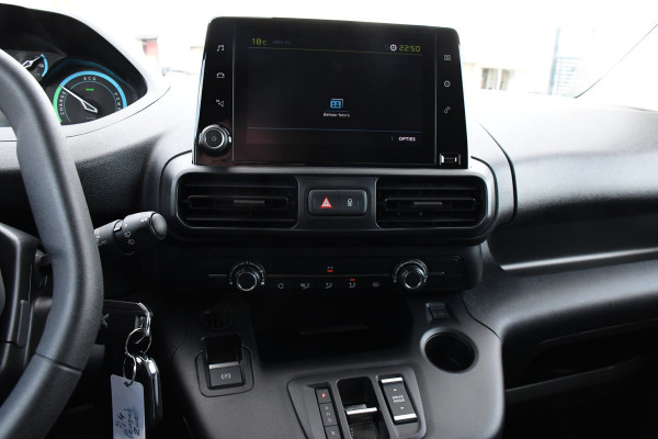 Peugeot e-Partner 136 L1 50 kWh Black Edition Camera, Cruise, Carplay, Stoelverwarming, 136pk, Multimedia, BOM VOL!