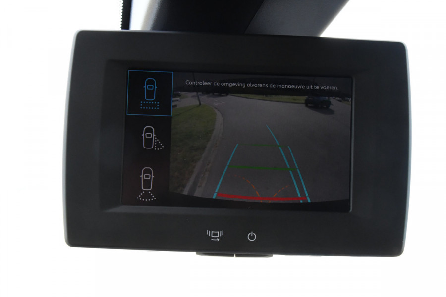 Peugeot e-Partner 136 L1 50 kWh Black Edition Camera, Cruise, Carplay, Stoelverwarming, 136pk, Multimedia, BOM VOL!