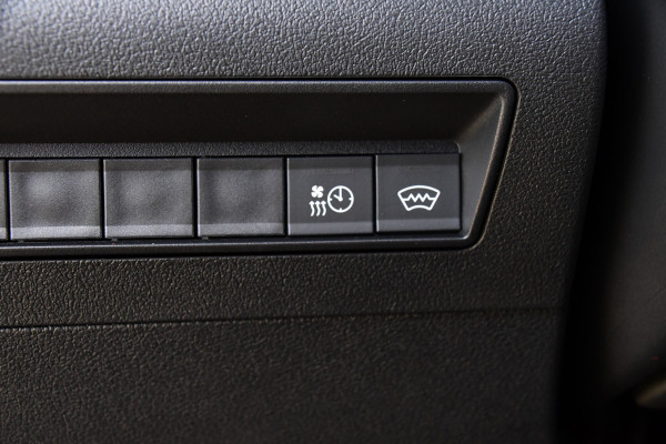 Peugeot e-Partner 136 L1 50 kWh Black Edition Camera, Cruise, Carplay, Stoelverwarming, 136pk, Multimedia, BOM VOL!