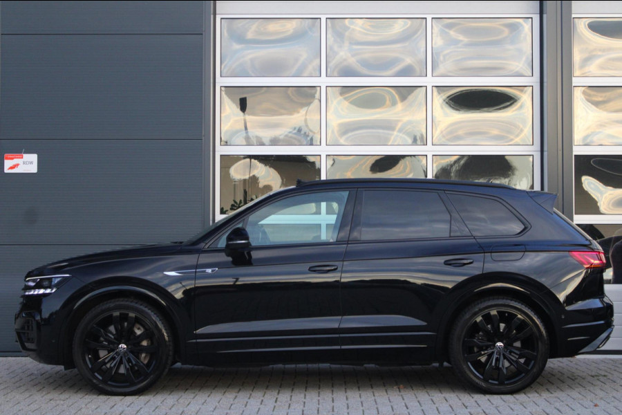 Volkswagen Touareg 3.0 TSi 4MOTION R 462pk eHybrid | Pano | Elek. trekhaak | HUD| Luchtvering