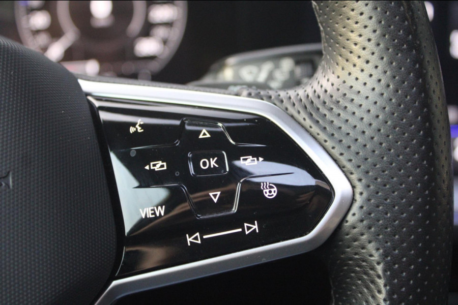 Volkswagen Touareg 3.0 TSi 4MOTION R 462pk eHybrid | Pano | Elek. trekhaak | HUD| Luchtvering