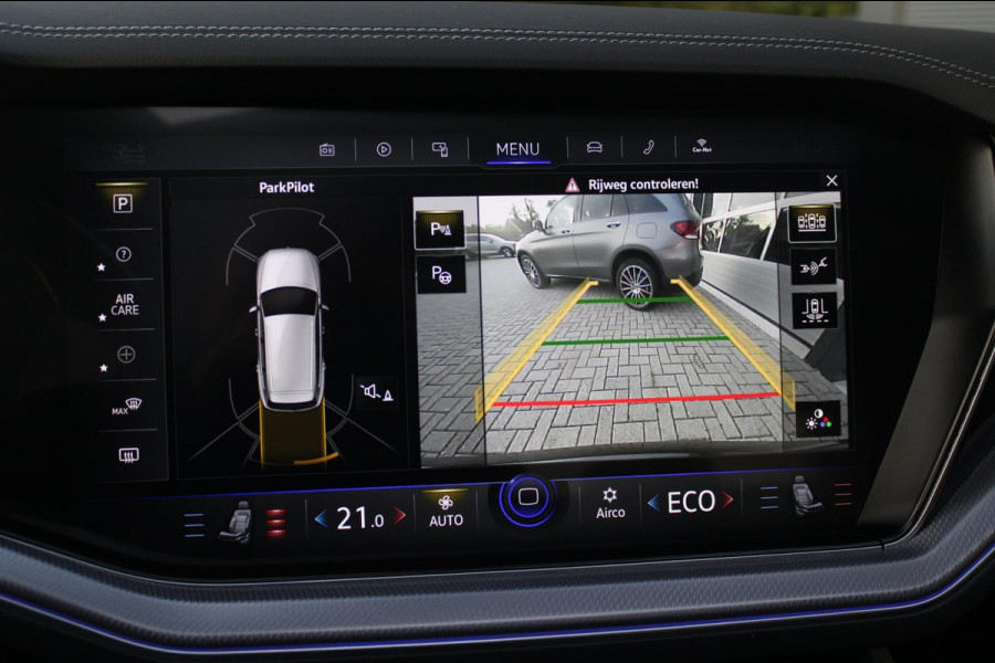 Volkswagen Touareg 3.0 TSi 4MOTION R 462pk eHybrid | Pano | Elek. trekhaak | HUD| Luchtvering