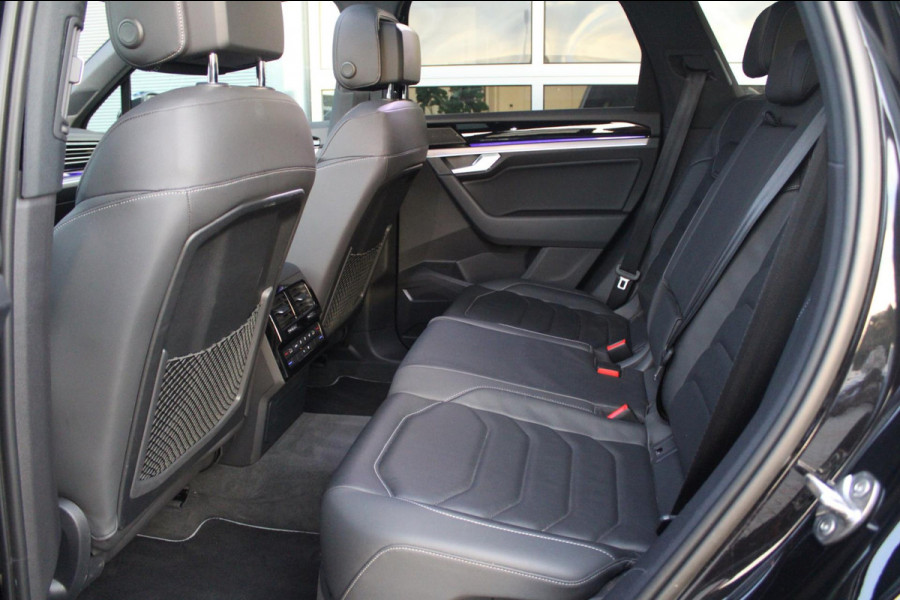 Volkswagen Touareg 3.0 TSi 4MOTION R 462pk eHybrid | Pano | Elek. trekhaak | HUD| Luchtvering