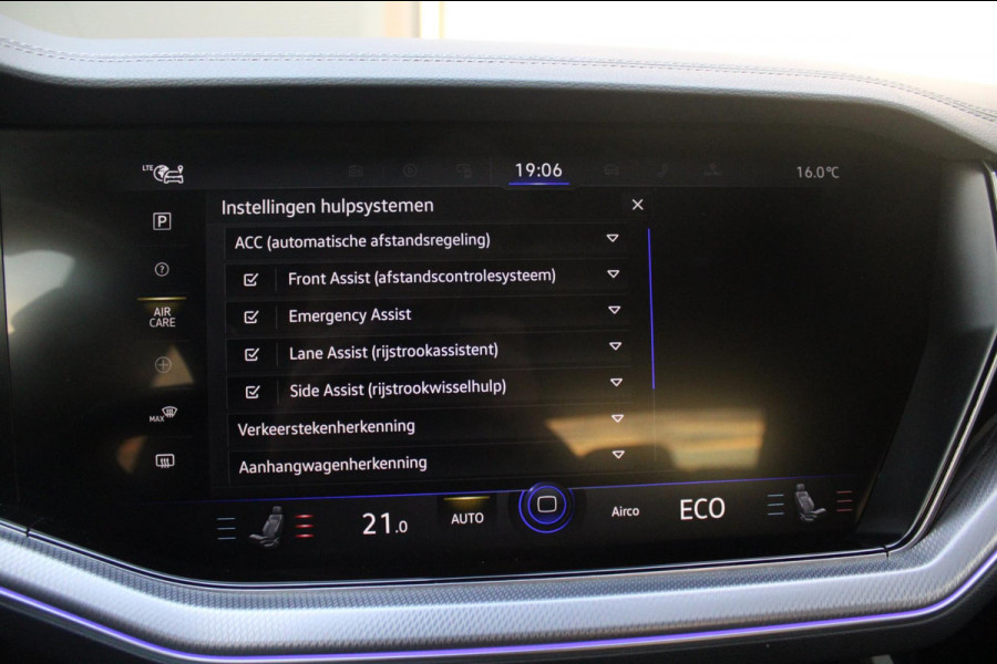 Volkswagen Touareg 3.0 TSi 4MOTION R 462pk eHybrid | Pano | Elek. trekhaak | HUD| Luchtvering