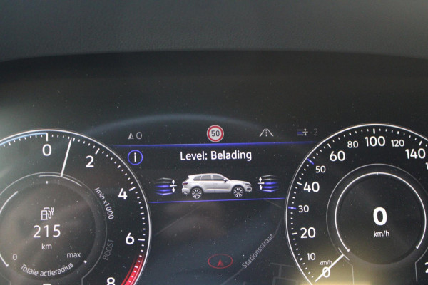 Volkswagen Touareg 3.0 TSi 4MOTION R 462pk eHybrid | Pano | Elek. trekhaak | HUD| Luchtvering