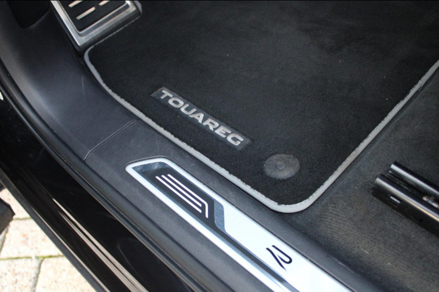Volkswagen Touareg 3.0 TSi 4MOTION R 462pk eHybrid | Pano | Elek. trekhaak | HUD| Luchtvering