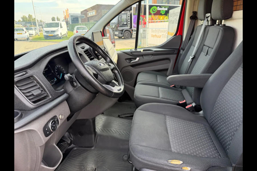 Ford Transit Custom 340 2.0 TDCI L2H1 Automatic Trend Navi, Camera, 2 Slding Doors
