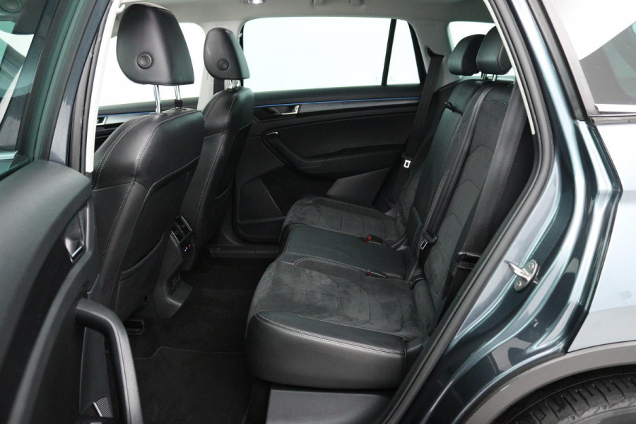 Škoda Kodiaq 1.5 TSI Business Edition (PANORAMADAK, TREKHAAK, DIGITALE COCKPIT, CAMERA, CANTON, STOELVERWARMING, NL-AUTO)