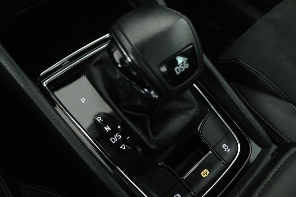 Škoda Kodiaq 1.5 TSI Business Edition (PANORAMADAK, TREKHAAK, DIGITALE COCKPIT, CAMERA, CANTON, STOELVERWARMING, NL-AUTO)