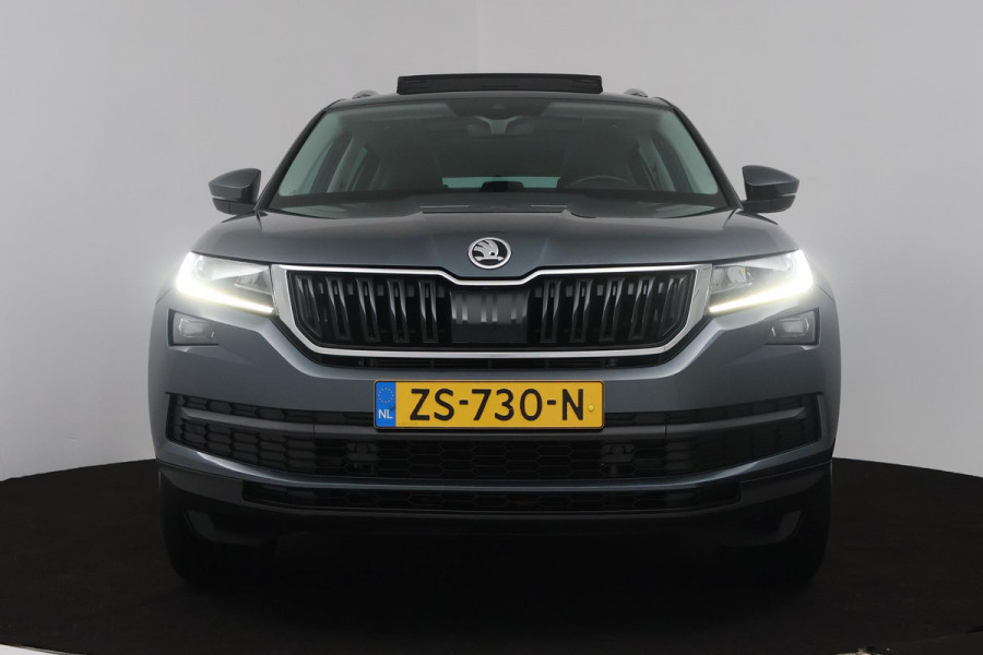 Škoda Kodiaq 1.5 TSI Business Edition (PANORAMADAK, TREKHAAK, DIGITALE COCKPIT, CAMERA, CANTON, STOELVERWARMING, NL-AUTO)