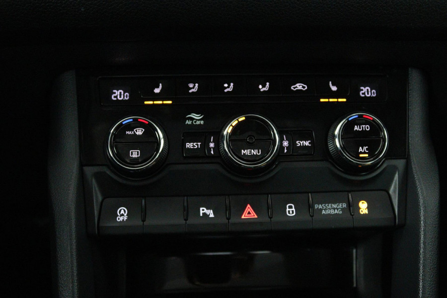Škoda Kodiaq 1.5 TSI Business Edition (PANORAMADAK, TREKHAAK, DIGITALE COCKPIT, CAMERA, CANTON, STOELVERWARMING, NL-AUTO)